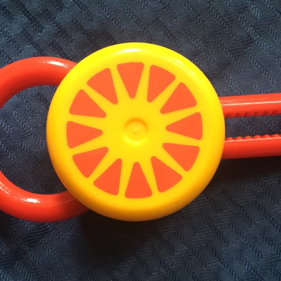 Vintage 1984 Johnson & Johnson Rolling, Spinning Baby Toy - Picture 4 of 4